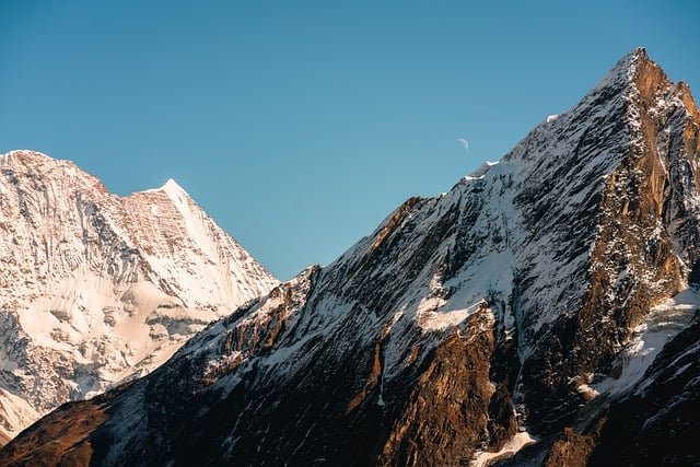 Herbstliche Landschaft in den Alpen