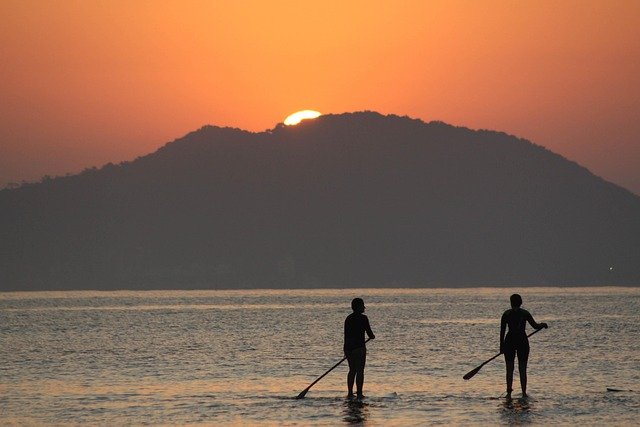 Paddleboarding sul Lago dei Quattro Cantoni