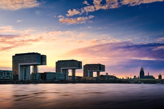 peaceful-riverside-sunset